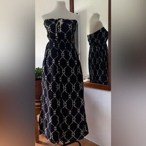 The Gap Strapless Black & White Maxi Dress ,Elastic Waist , with pockets